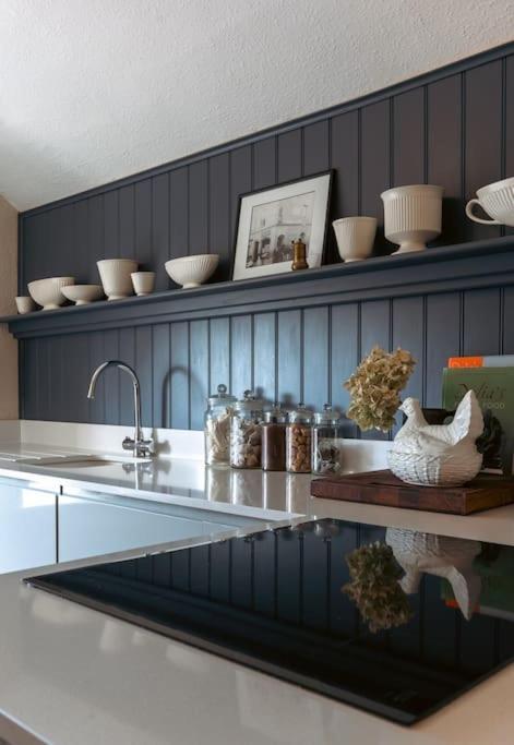 Sarah'S - A Townhouse Apartment In Georgian Holt هولت المظهر الخارجي الصورة