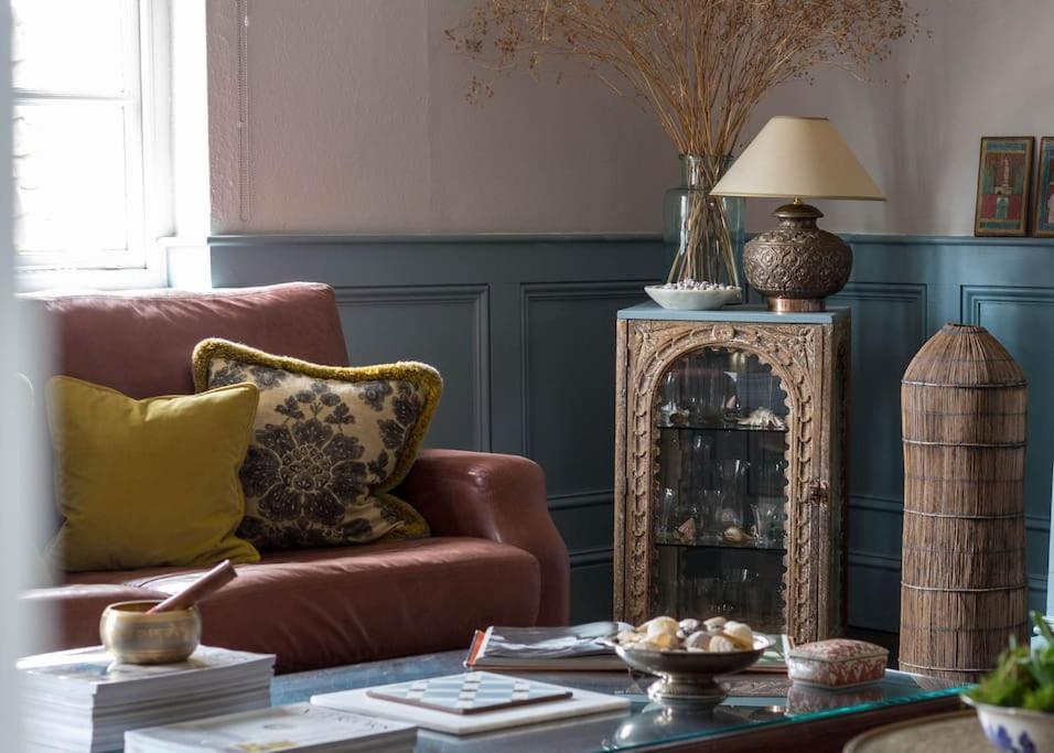 Sarah'S - A Townhouse Apartment In Georgian Holt هولت المظهر الخارجي الصورة